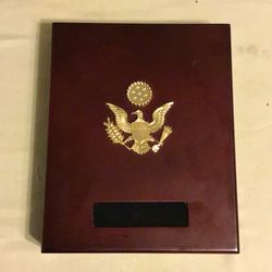 Commemorative coin set in case