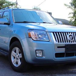 2008 Mariner HYBRID- 4WD SUV- Leather- back up sensors-6disc CD player -Phone access