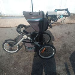 Three-wheeler Baby Stroller Made By Jeep