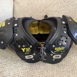 Schutt Y Flex 2.0 Shoulder Pads Youth S 12”-13” W/ Back Plate