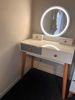 Vanity Desk