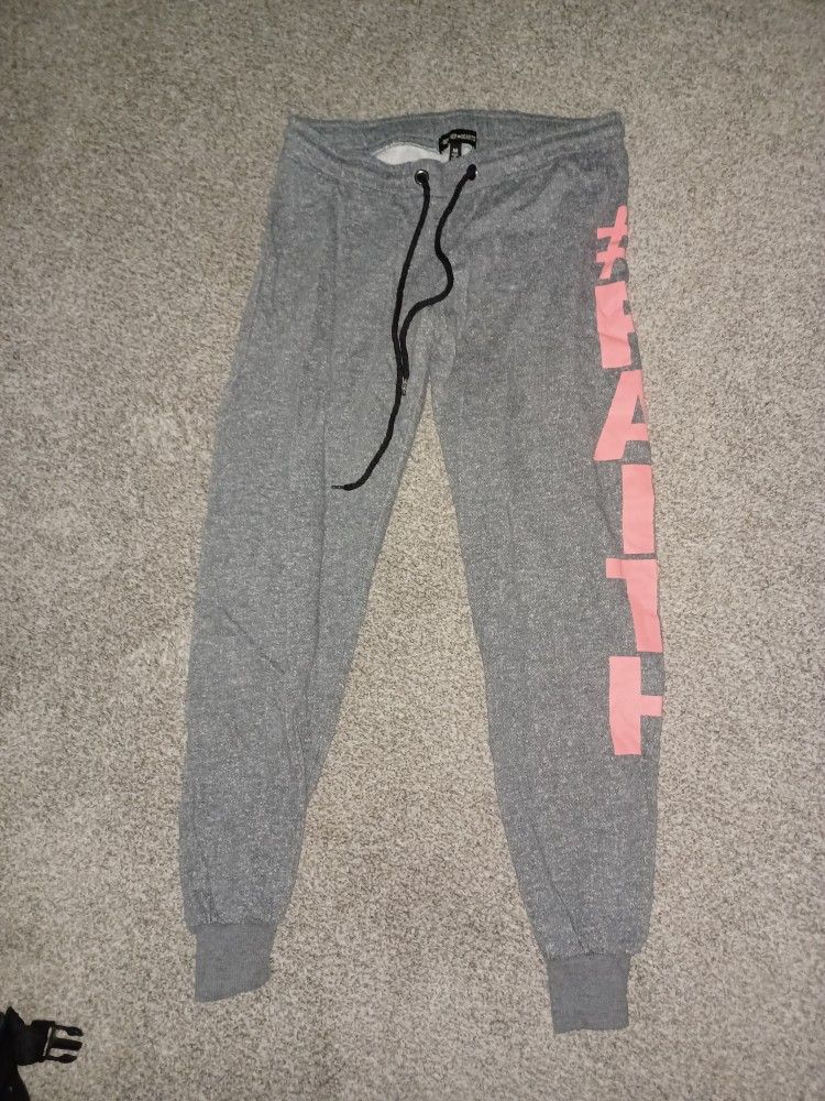 Sweat Pants And Track Pants