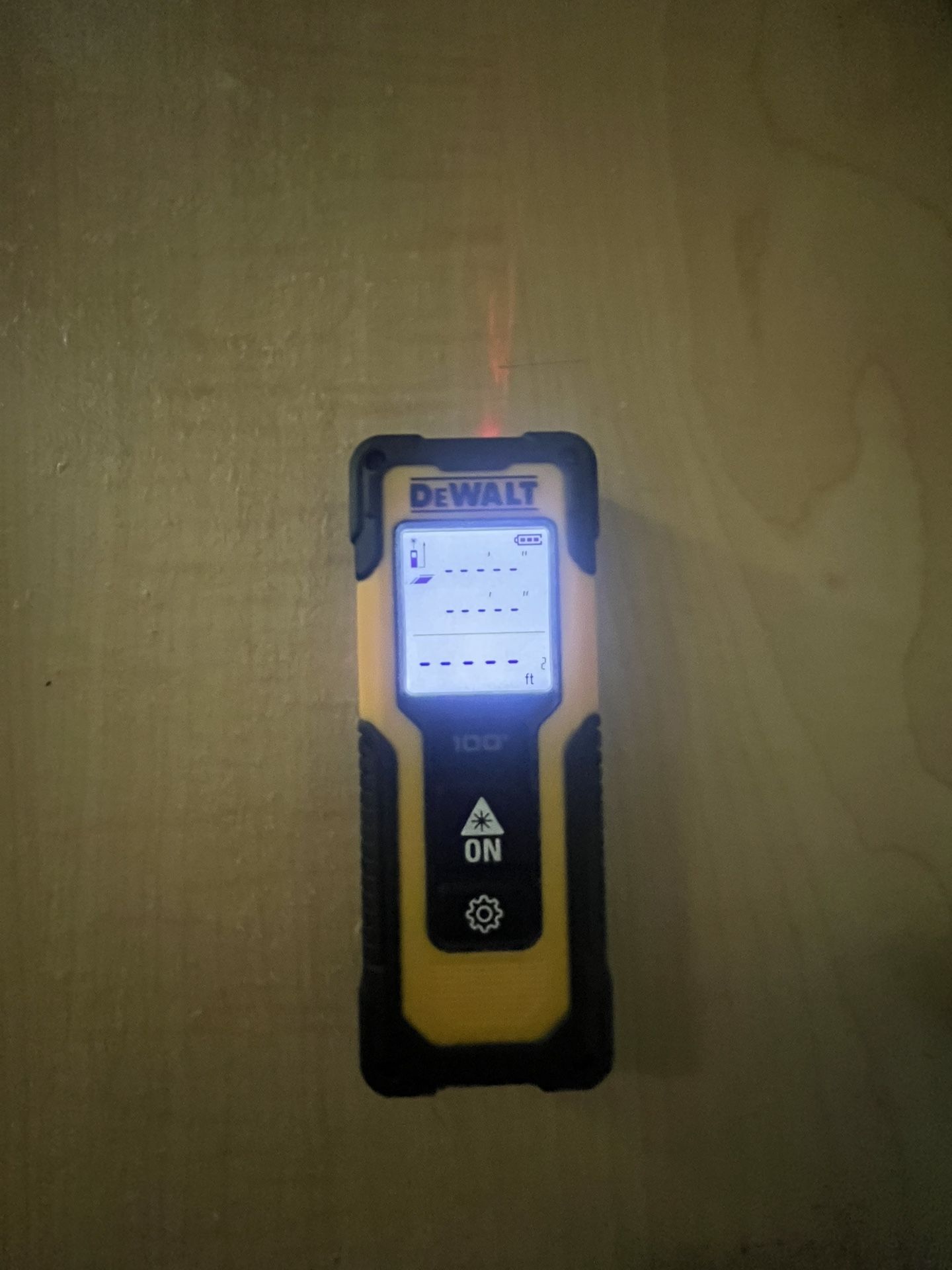 Dewalt Laser Distance Measurer