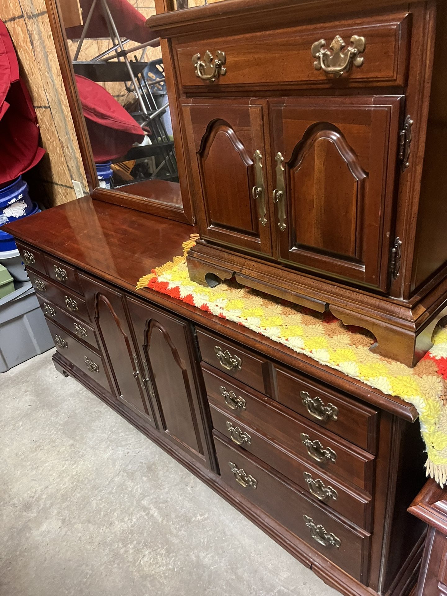 King Size Bedroom Suit