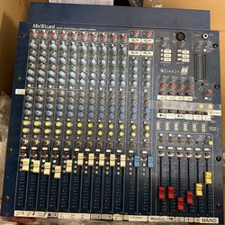 Allen & Heath MixWizard WZ4 14:4:2 Professional Mixing Consile