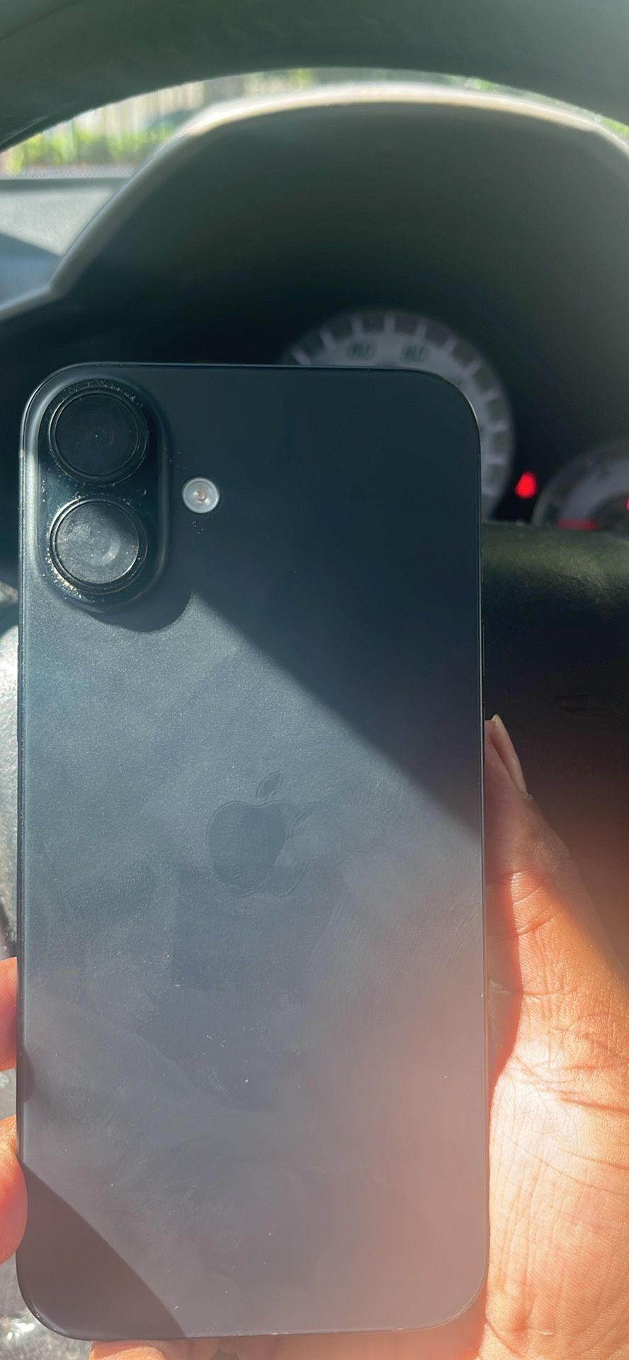 iPhone 16 Plus