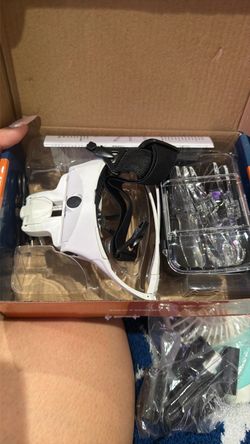 Rechargeable LED lighted magnifier