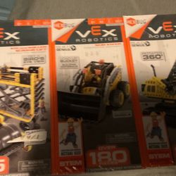 Vex Robotics 180 Pieces And 370 On One Of Them