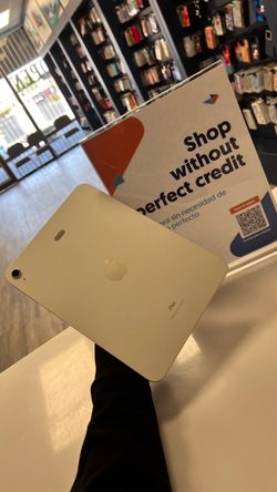 iPad 10th Gen 64GB WI-FI
