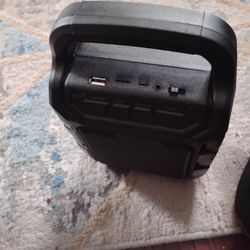 Bluetooth Speaker For 30 Bucks Each 