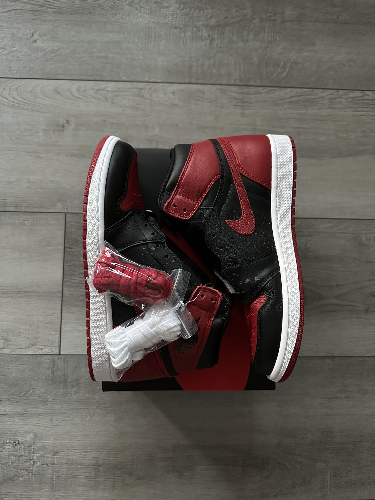 Jordan 1 Banned 2016