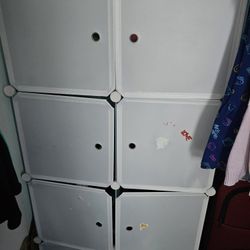 8 Cube Wardrobe