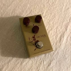 J Rockett Archer Ikon guitar pedal