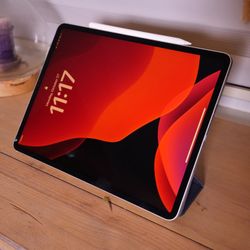 iPad Pro 12.9 256gb with Cellular