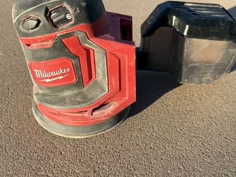 Milwaukee M18 Random Orbit Sander