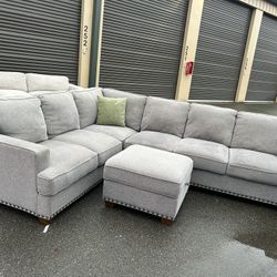 Sectional Couch 