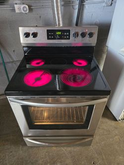 Stove Frigidaire