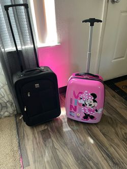 2 carryon both for $30 perfect condition