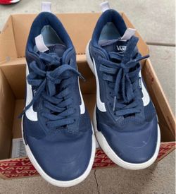navy vans
