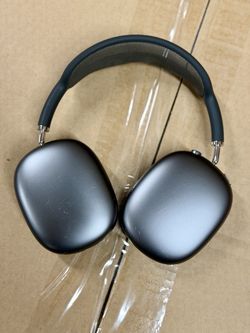AirPods pro max