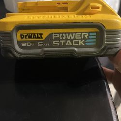 Dewalt Power Stack Battery 20v 5AH +Charger