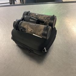 Binoculars 