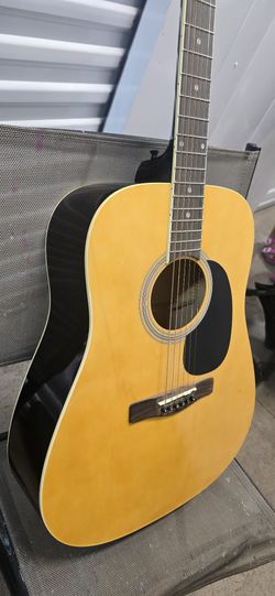 ROGUE ACOUSTIC GUITAR $69