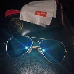 New Originals Piloto Blue Ray Buns. For Only.!!! $55.00