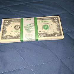 RARE 2017A $2.00 STAR NOTES