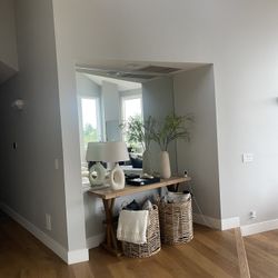 Console Table And 2 Woven Baskets 