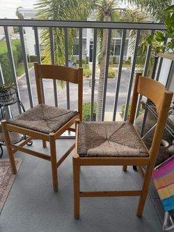 Set of 2 Wood Dining Chairs with Rush Seats