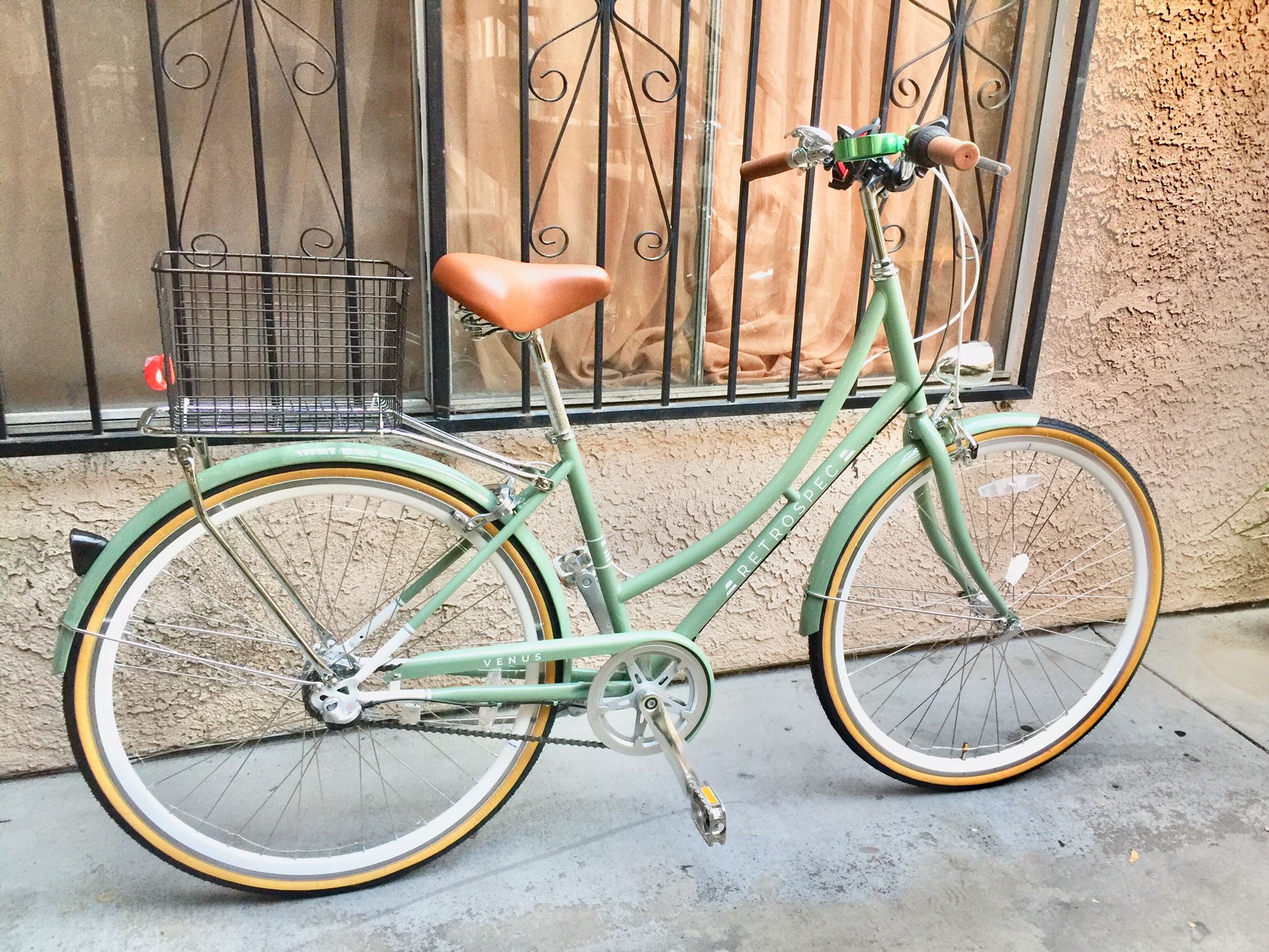 RETROSPEC Venus 3 Step Thru Three Speed City Bike for Sale in Long Beach CA OfferUp