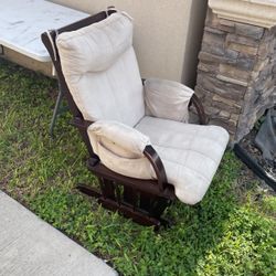 Antique Rocking Chair 