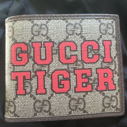 Gucci Tiger Wallet 