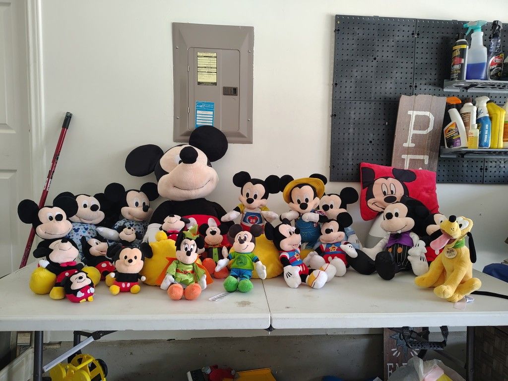 Mickey Mouse  All 4 $ 125