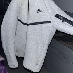 Nike Tech Fleece