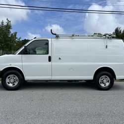2016 Chevrolet Express 2500