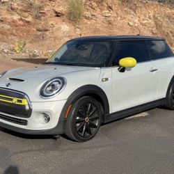 2021 MINI Hardtop 2 Door Cooper SE Cooper SE 2dr Hatchback