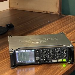 Zoom F8n Pro 8-Input / 10-Track Multitrack Field Recorder