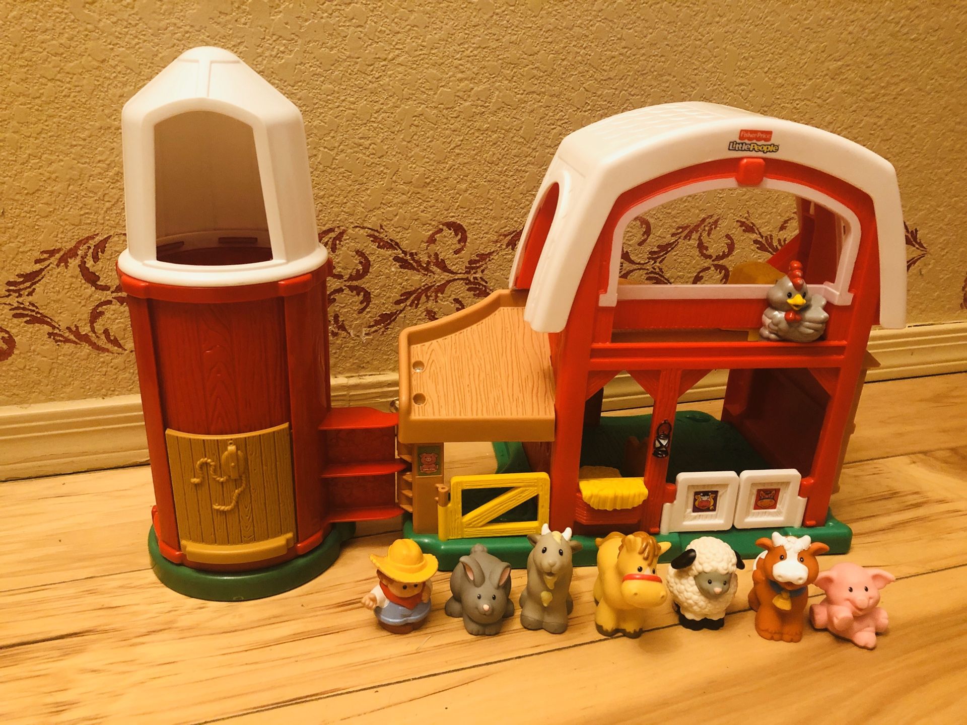 Fisher Price Little People Discovery Sounds Farm Toy