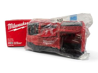 MILWAUKEE 18V CORDLESS PORTABLE TIRE INFLATOR TOOL ONLY 2848-20 (CMP129320)