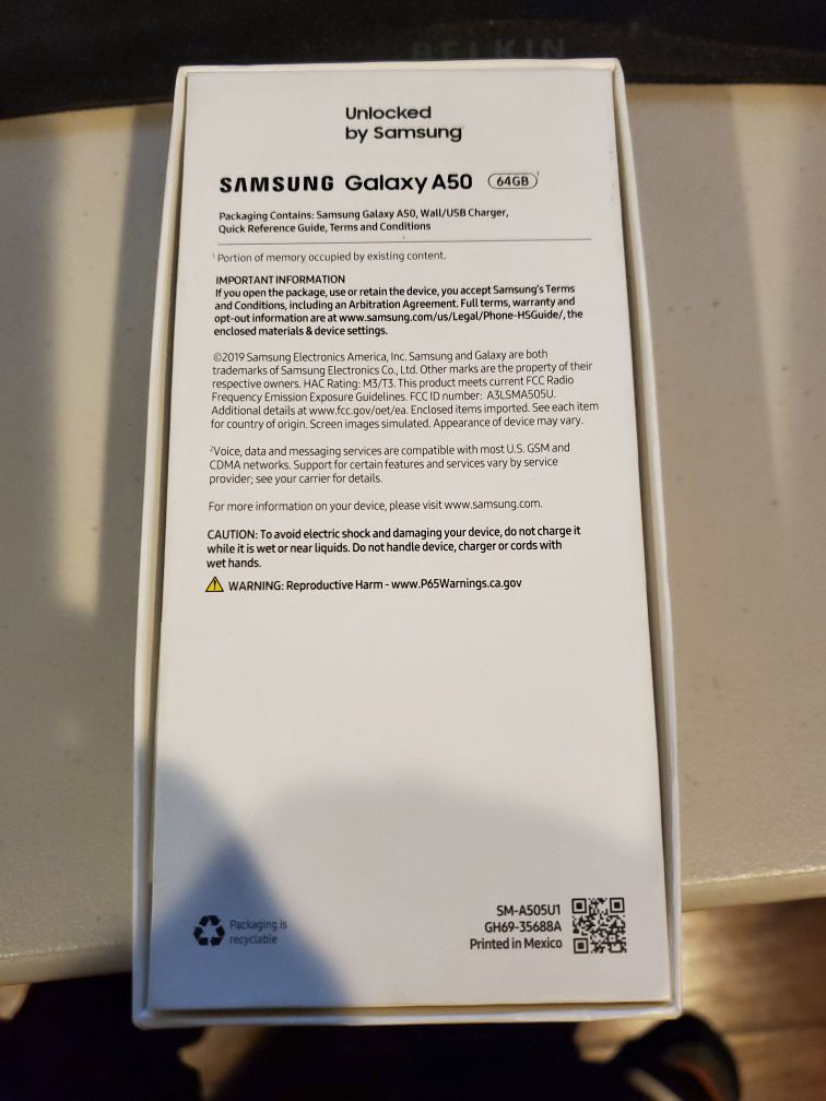 Samsung A50 unlocked by Samsung 64 Gig USA Version
