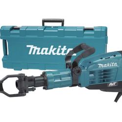 Makita 14 Amp 1-1/8” Demolition Hammer 