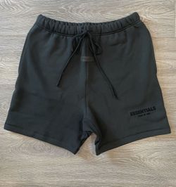 Black essential short