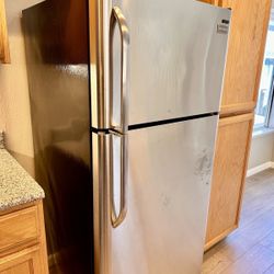 Frigidaire Refrigerator