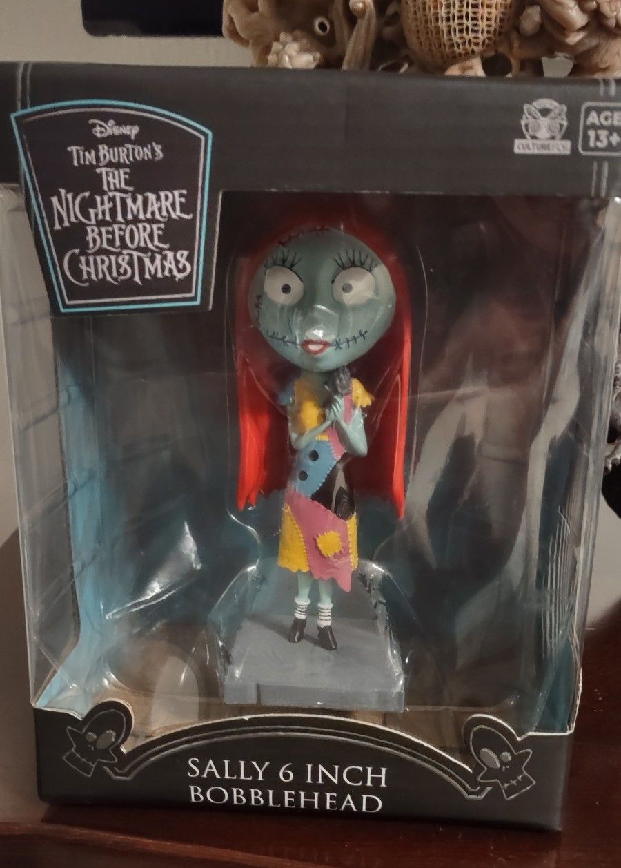 Disney Tim Burton's The Nightmare Before Christmas Sally 6 inch Bobblehead