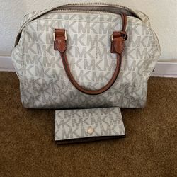 Michael Kors Purse
