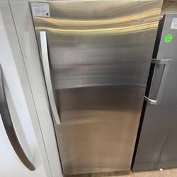 Whirlpool side kick refrigerator 