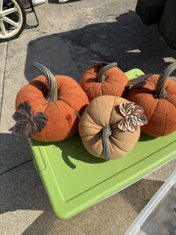 Four felt pumpkins for Fall