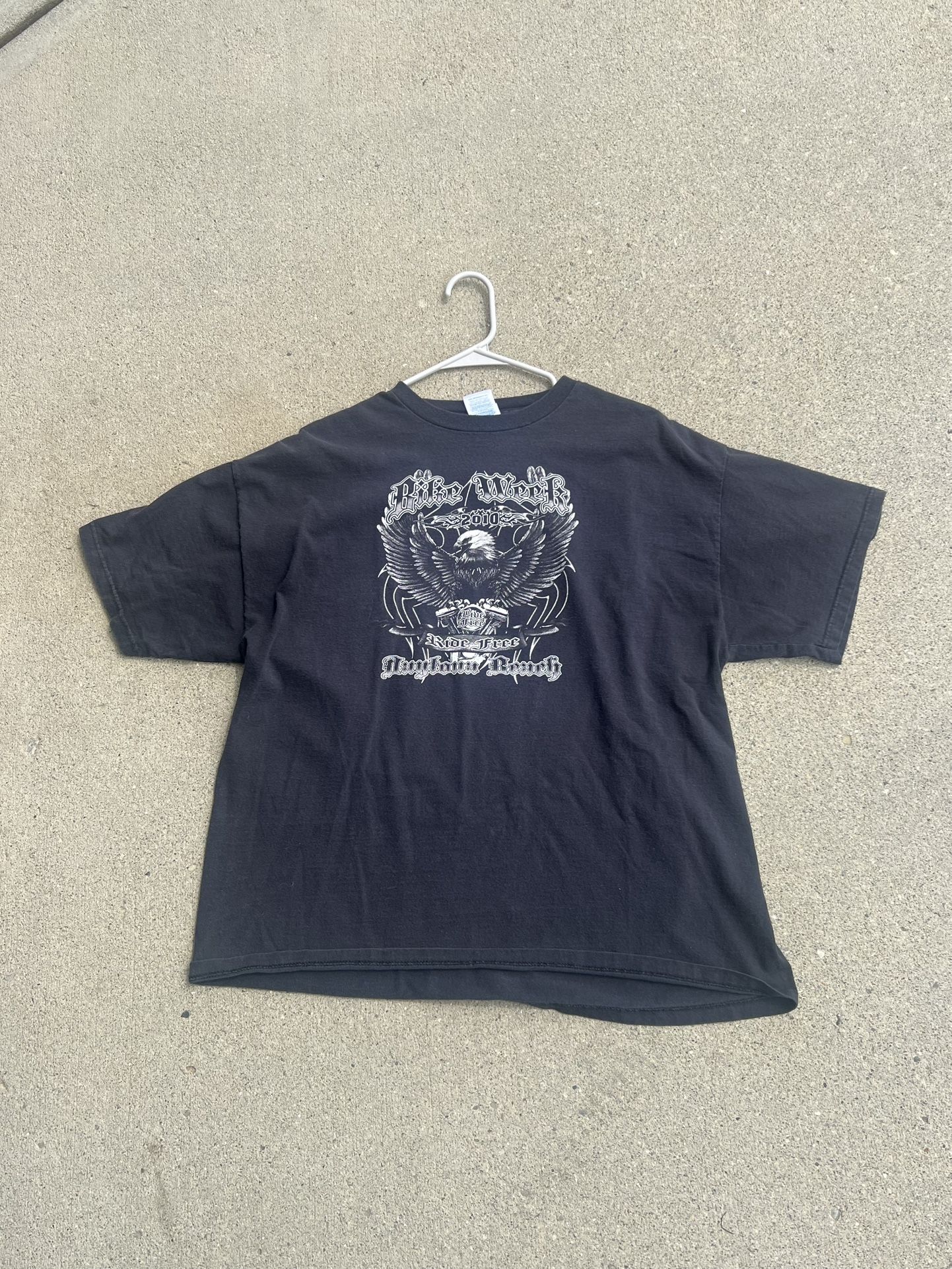 biker tee